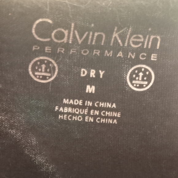 Calvin Klien performance dry crop top - Picture 4 of 4
